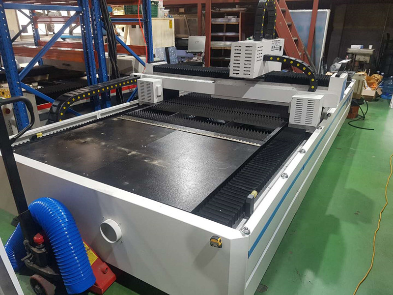 Primalaser Cnc fiber laser cutting machine 1000w max 1KW laser cutting